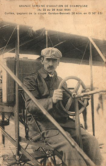 Aviator Glenn Curtiss.