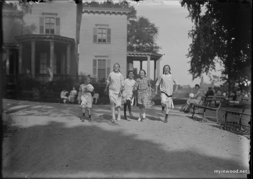 Current site of Isham park. Photo by William Gray Hassler, circa 1912-1914, NYHS. (Isham home in background) Current site of Isham park. Photo by William Gray Hassler, circa 1912-1914, NYHS. (Isham home in background)
