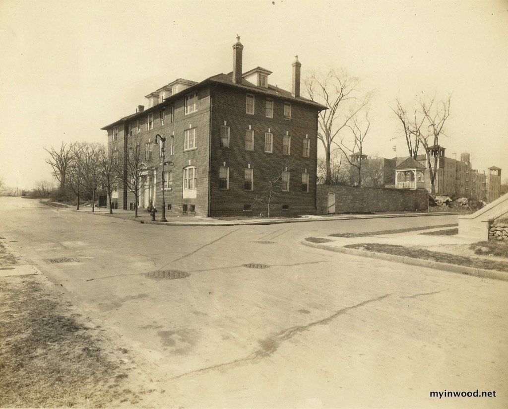 1920's photo of the Inwood home of William H. Hurst. (Photo courtesy of Hurst ancestor JoAnn Jones) 1920's photo of the Inwood home of William H. Hurst. (Photo courtesy of Hurst ancestor JoAnn Jones)