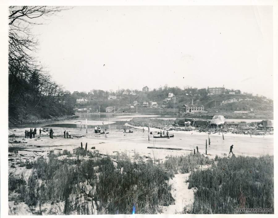 Firemen and rescue workers search icy inlet in Inwood Hill Park for bodies after tragic skating accident on Christmas Eve of 1932. (Photo from collection of Cole Thompson) Firemen and rescue workers search icy inlet in Inwood Hill Park for bodies after tragic skating accident on Christmas Eve of 1932. (Photo from collection of Cole Thompson)