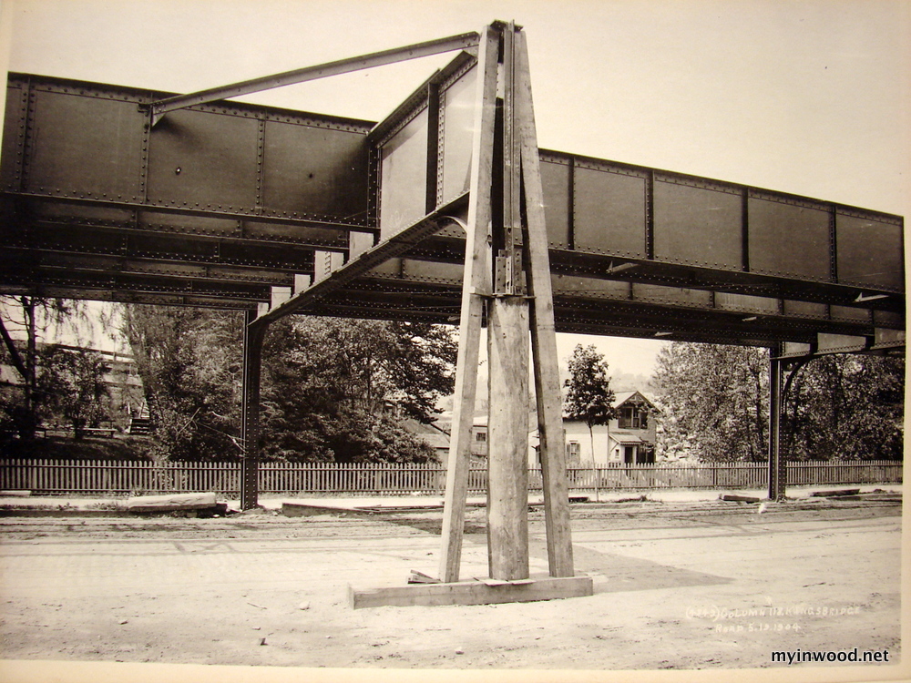 Elevated track under construction, 1904, NYHS.