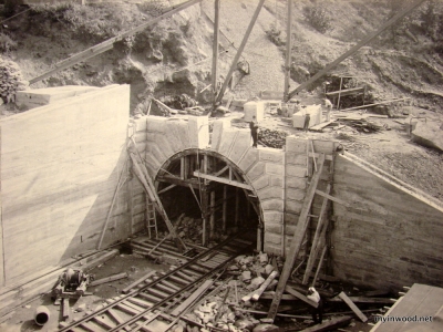 Fort George Tunnel entrance, 1905, NYHS.