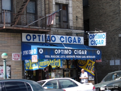 Optimo Cigar in 2010. 207th Street and Broadway. Replaced by another bodega.