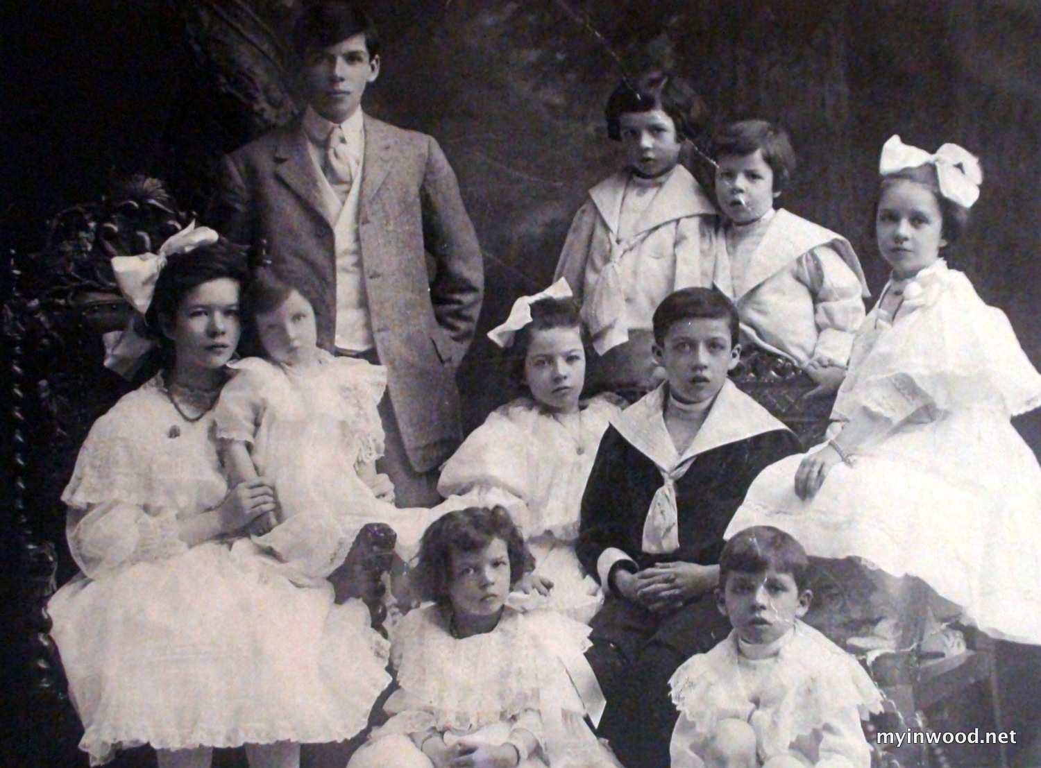 Children of William and Minnie Hurst.  Lived in the brick building on West 215th Street and Park Terrace East.