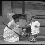 Mrs. Daly with Arthur and Jack, 150 Vermilyea Avenue, Inwood, New York City, September 7, 1915, photo by William Hassler, NYHS