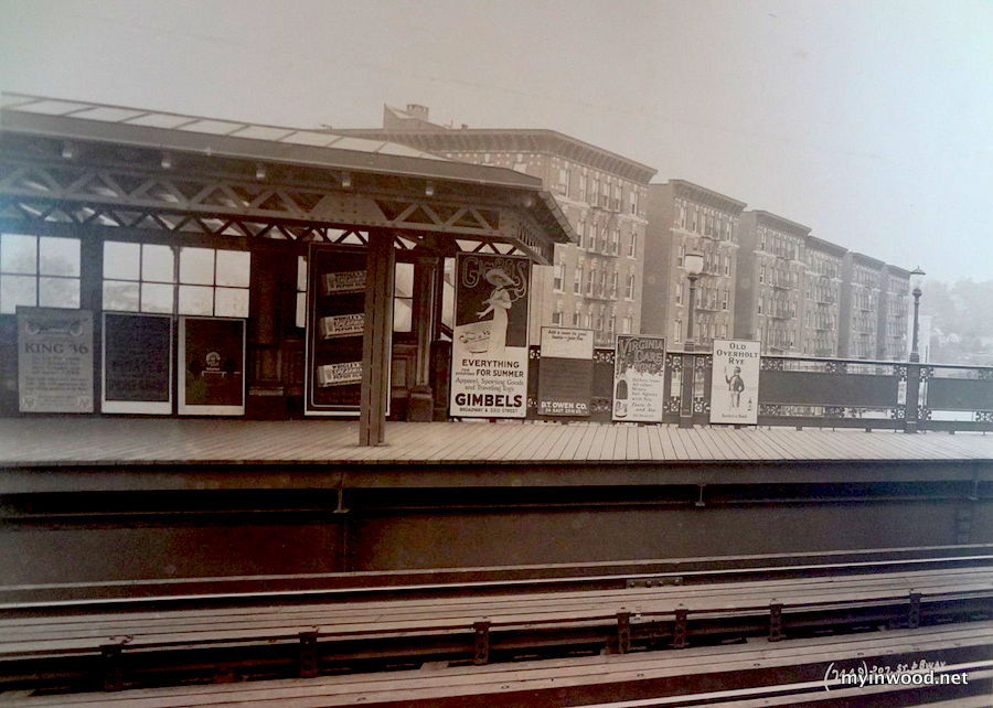 207th Street subway platform in 1912. 